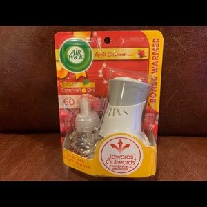 Air Wick Warmer and Refill Apple Cinnamon